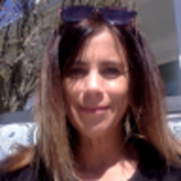 Meet your Posher, Denise - Picture 1 of 1